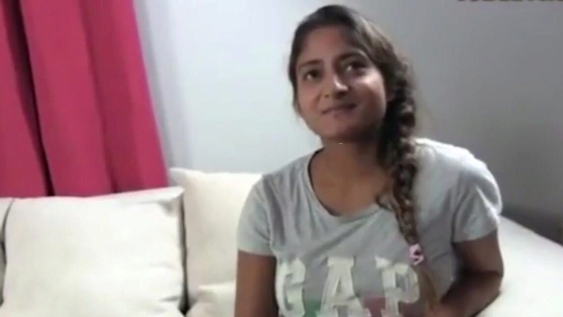 インドのデジの女の子はアメリカのボーイフレンドと性交するインドのサンザシホットコラージュの美しさを詰めた