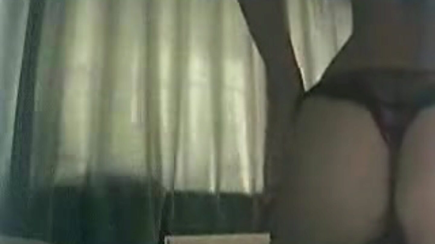 webcam alemanas chica caliente masturbarse anal consolador